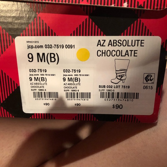 Brand new boots, never worn. - Picture 5 of 5